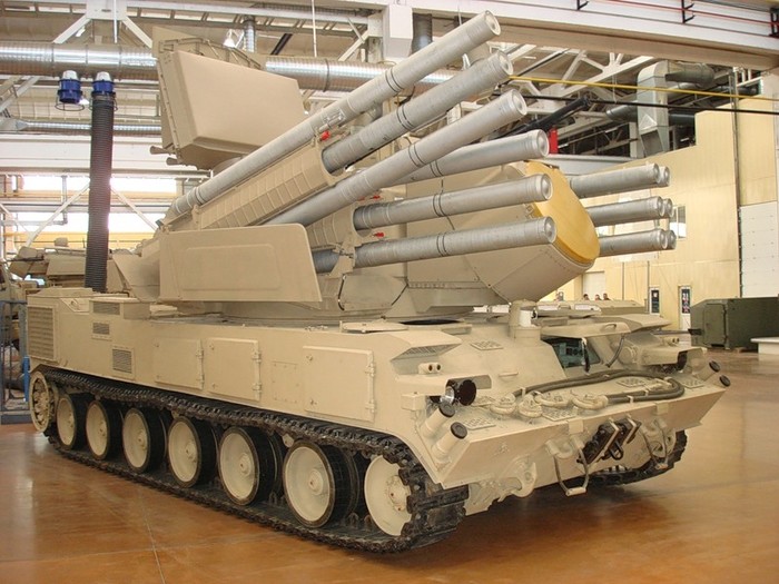 Tổ hợp tên lửa phòng không Pantsir-S1 được sản xuất tại Tula, Nga